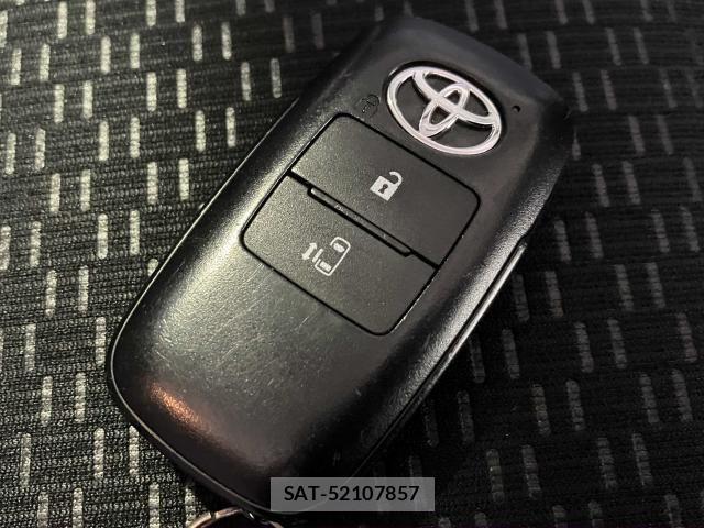 Toyota ROOMY 2021-06 8209931-13