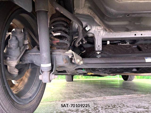 Toyota ROOMY 2020-12 8209916-19