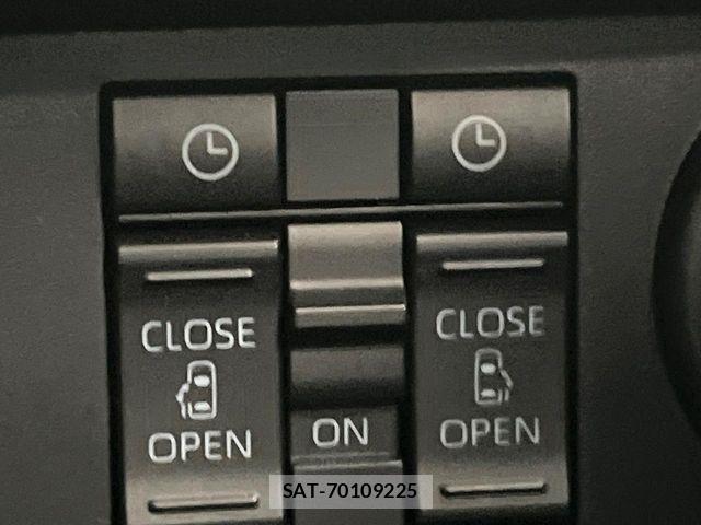 Toyota ROOMY 2020-12 8209916-5