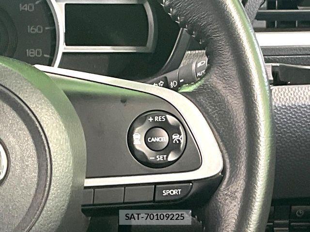Toyota ROOMY 2020-12 8209916-6