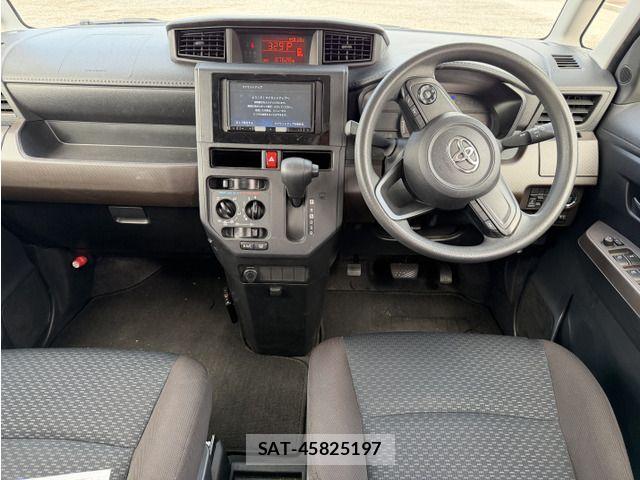 Toyota ROOMY 2022-05 8209948-2