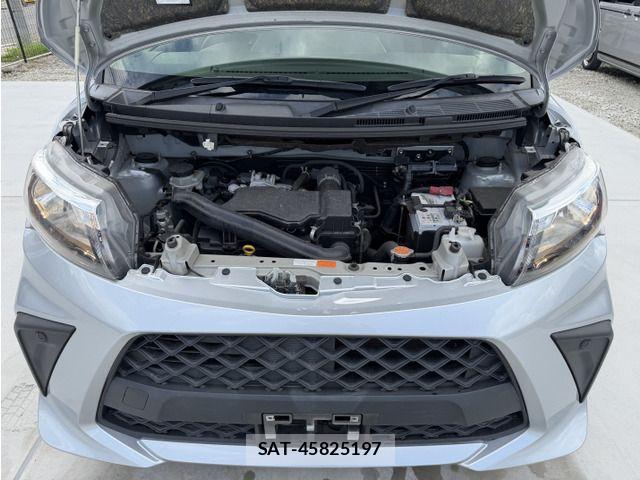 Toyota ROOMY 2022-05 8209948-3