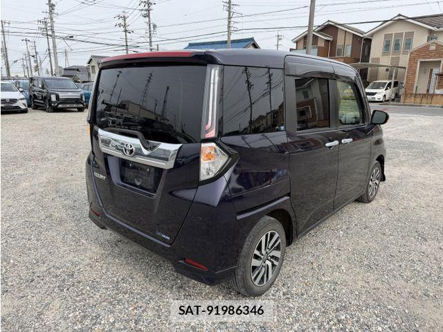 Toyota ROOMY 2021-05 8209933-1