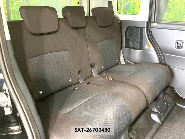 Toyota ROOMY 2026-01 8209909-8