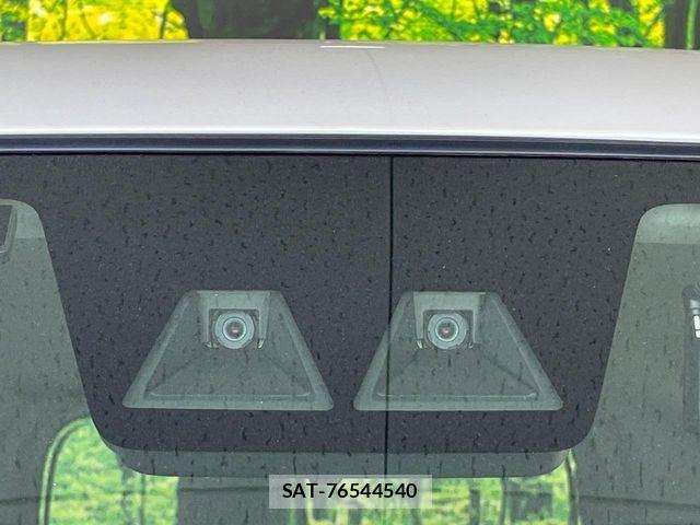 Toyota ROOMY 2022-09 8209905-2