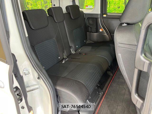 Toyota ROOMY 2022-09 8209905-8