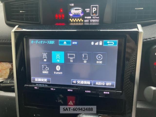 Toyota ROOMY 2017-08 8231640-16