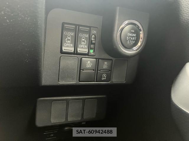 Toyota ROOMY 2017-08 8231640-23