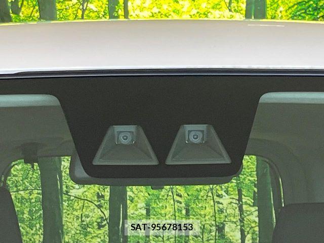 Toyota ROOMY 2022-09 8246538-4