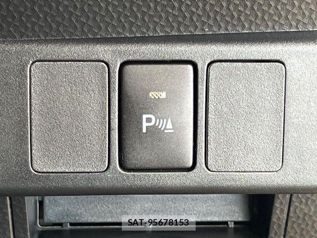 Toyota ROOMY 2022-09 8246538-6