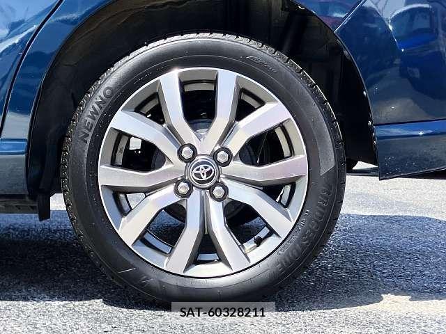 Toyota ROOMY 2019-11 8246544-3