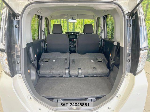 Toyota ROOMY 2023-08 8246537-9