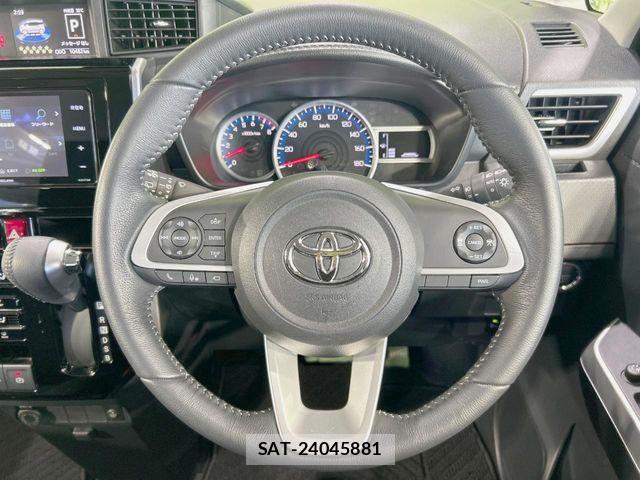 Toyota ROOMY 2023-08 8246537-10
