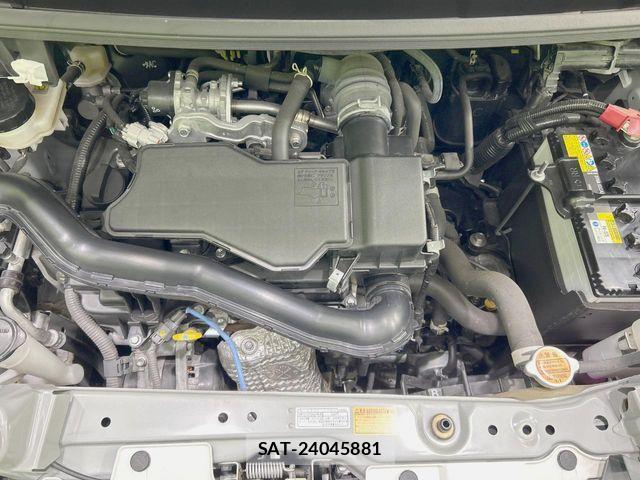 Toyota ROOMY 2023-08 8246537-17