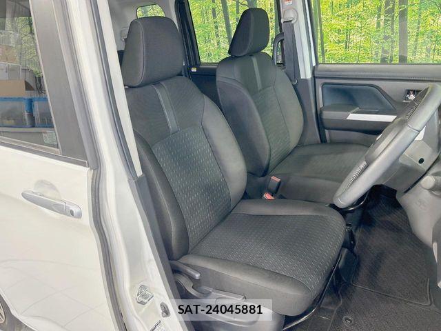 Toyota ROOMY 2023-08 8246537-7