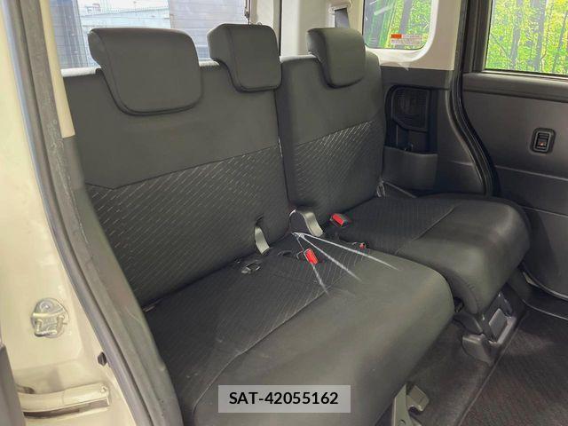 Toyota ROOMY 2018-11 8246549-8