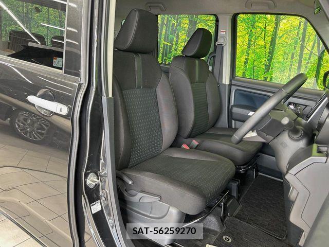 Toyota ROOMY 2023-10 8246536-7