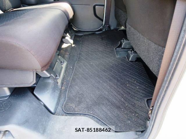 Toyota ROOMY 2018-02 8246551-10