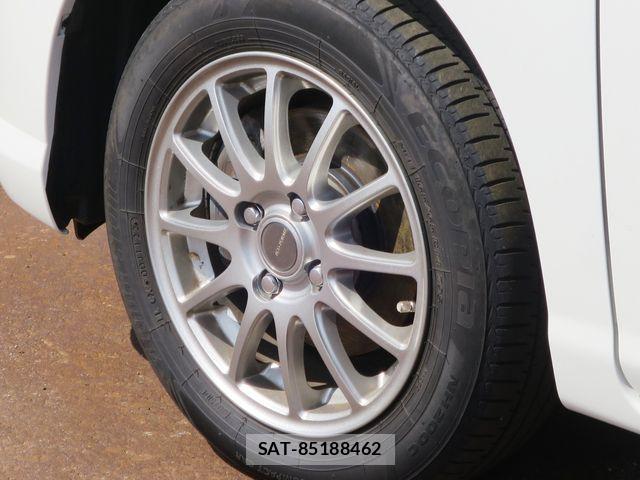 Toyota ROOMY 2018-02 8246551-23