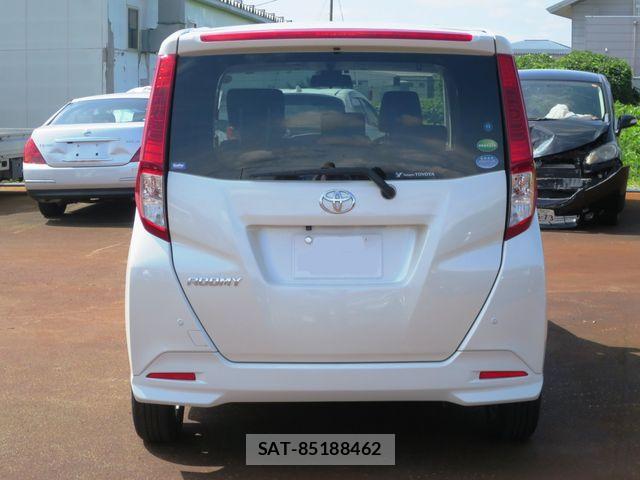 Toyota ROOMY 2018-02 8246551-3