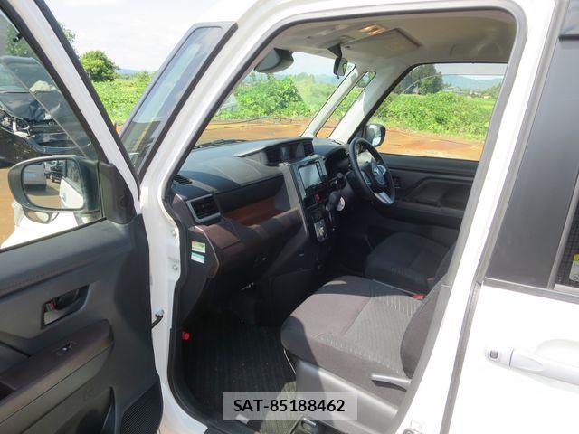 Toyota ROOMY 2018-02 8246551-5
