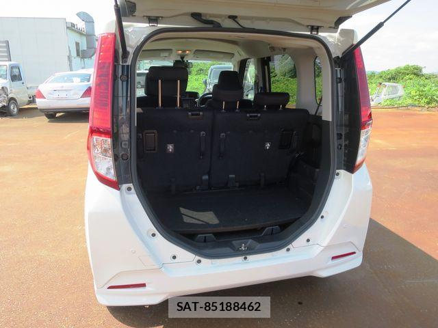 Toyota ROOMY 2018-02 8246551-8