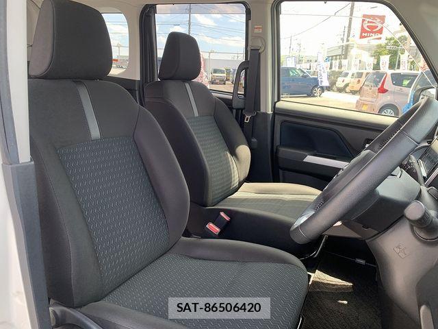 Toyota ROOMY 2021-02 8246548-17