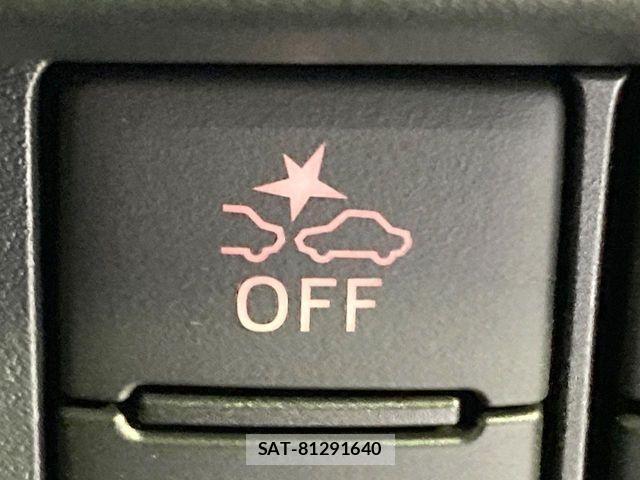 Toyota ROOMY 2023-04 8246535-4