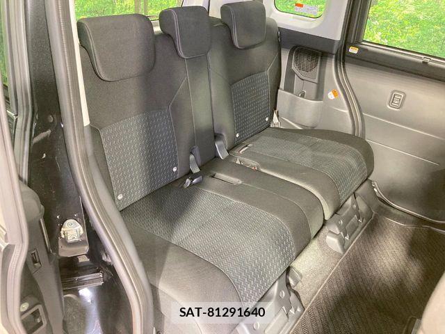 Toyota ROOMY 2023-04 8246535-8