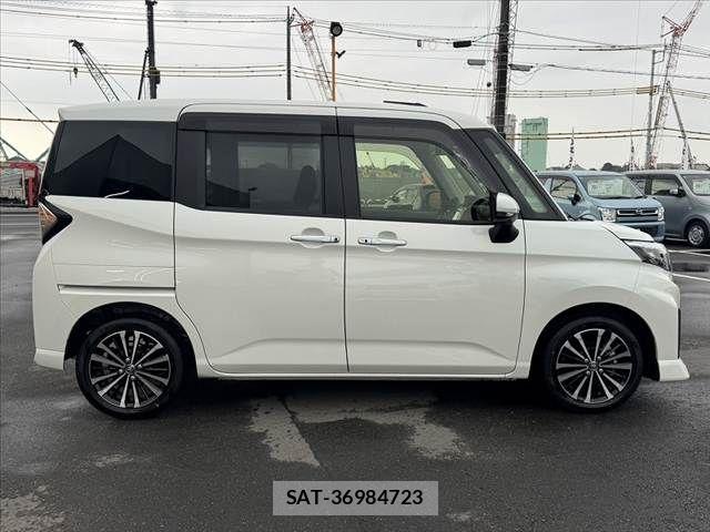 Toyota ROOMY 2024-09 8316758-11