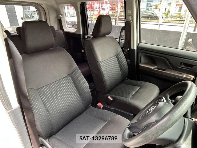Toyota ROOMY 2019-07 8316797-15