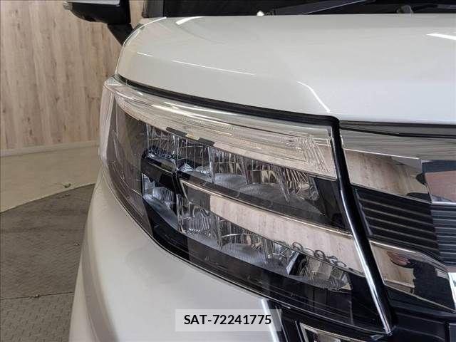 Toyota ROOMY 2021-07 8316784-23