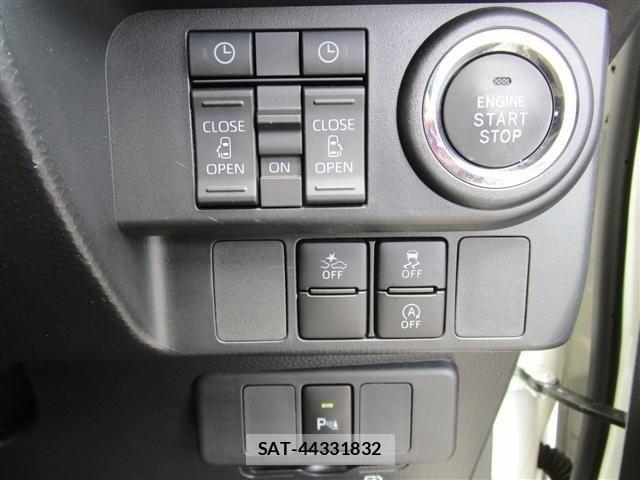 Toyota ROOMY 2021-04 8316757-10