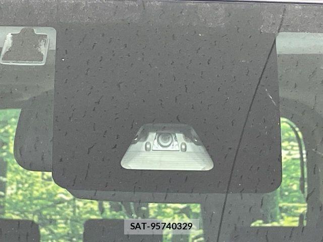 Toyota ROOMY 2017-08 8316787-5