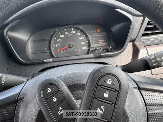 Toyota ROOMY 2018-03 8316794-27