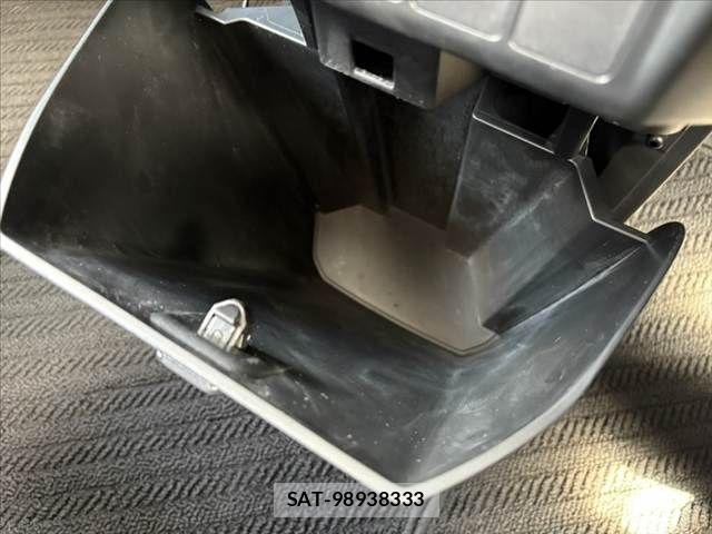 Toyota ROOMY 2018-03 8316794-29
