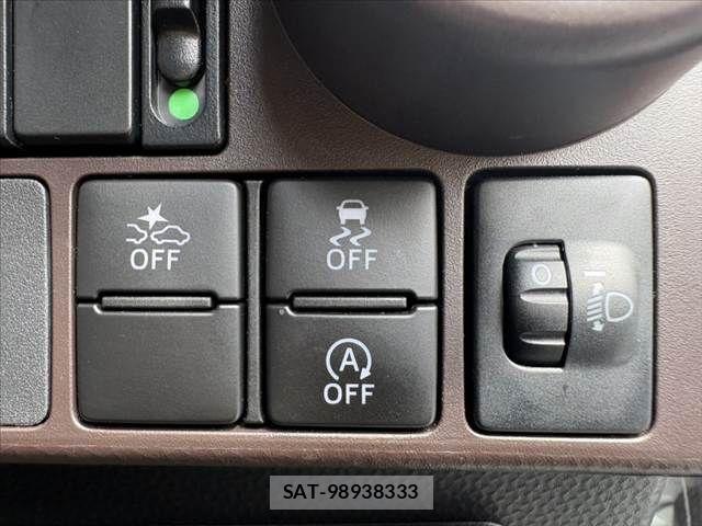 Toyota ROOMY 2018-03 8316794-3