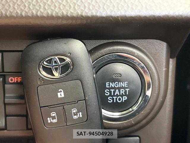 Toyota ROOMY 2023-07 8316767-6