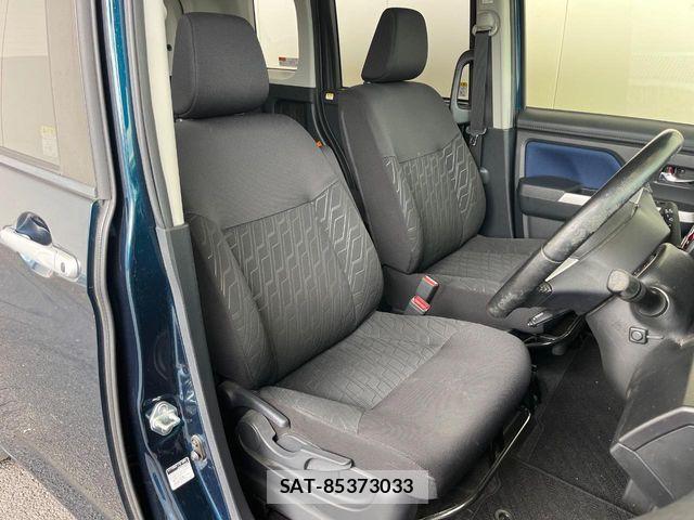 Toyota ROOMY 2018-11 8316791-7