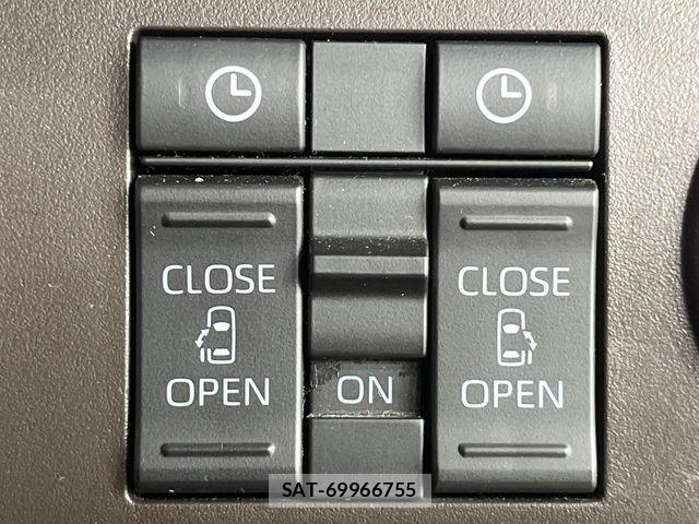 Toyota ROOMY 2023-03 8316774-5