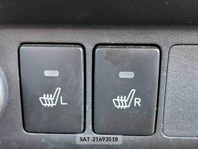 Toyota ROOMY 2021-09 8316772-7