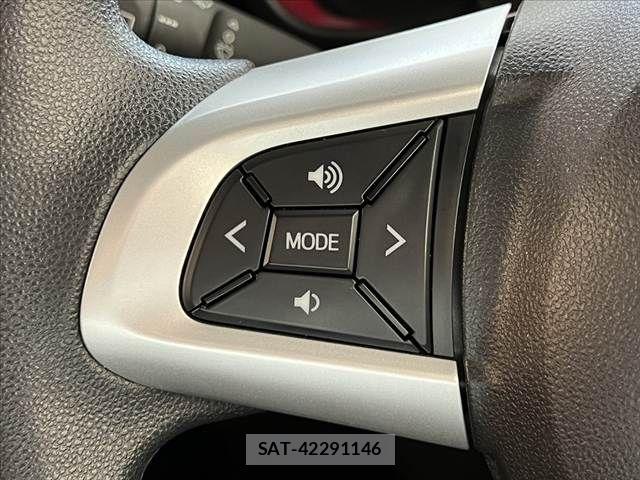 Toyota ROOMY 2019-05 8337684-25