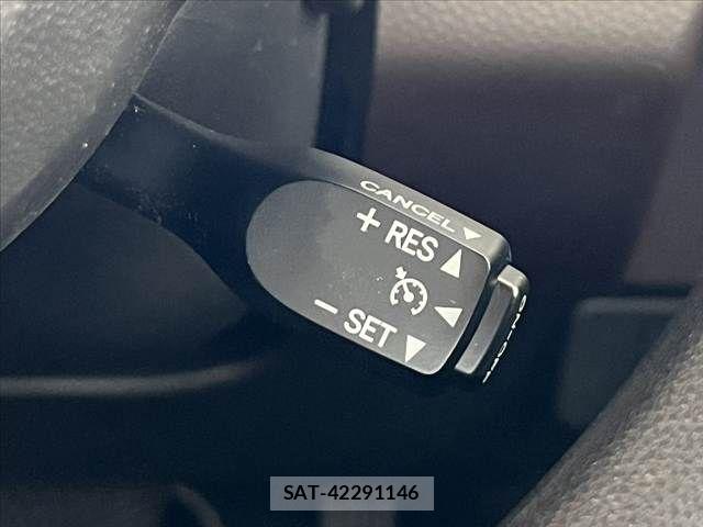 Toyota ROOMY 2019-05 8337684-3