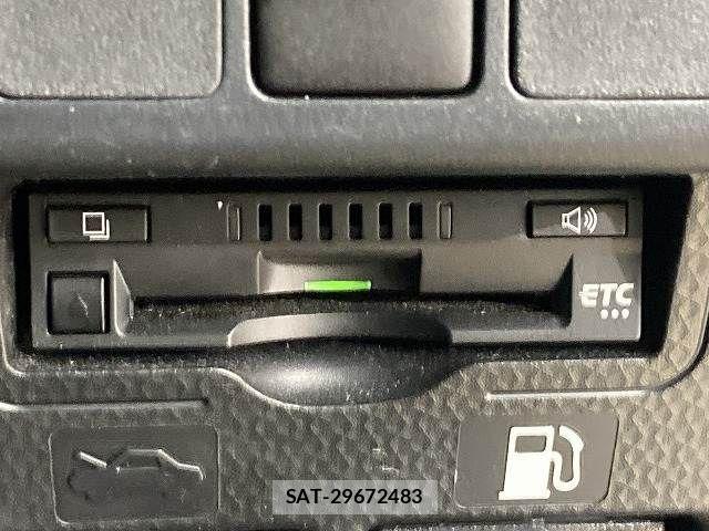Toyota ROOMY 2021-07 8337667-9