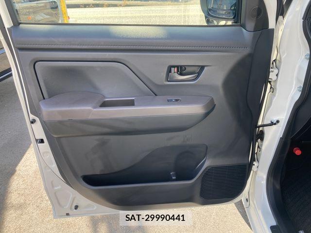 Toyota ROOMY 2023-06 8337666-28