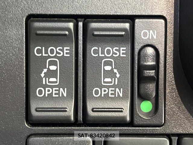 Toyota ROOMY 2017-11 8337678-4