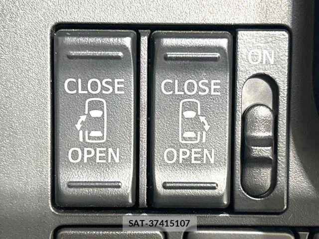Toyota ROOMY 2019-09 8337679-3