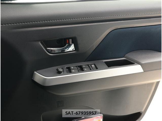 Toyota ROOMY 2026-03 8355499-4