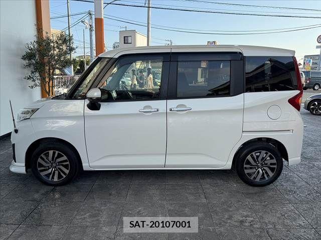 Toyota ROOMY 2020-02 8355506-10
