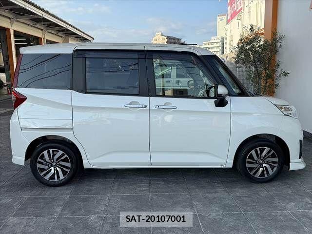 Toyota ROOMY 2020-02 8355506-11